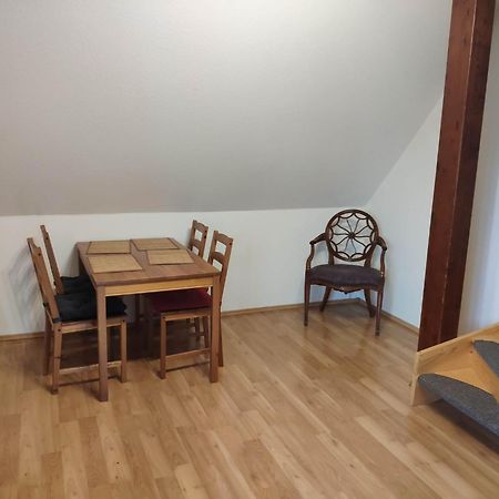 Ferienwohnung Mit 123Qm Fuer 8 Personen Mit Sehr Grossem Garten, Einfache Innen-Ausstattung Leipzig Ngoại thất bức ảnh