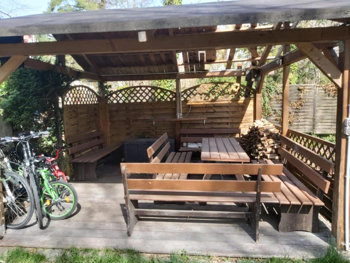 Ferienwohnung Mit 123Qm Fuer 8 Personen Mit Sehr Grossem Garten, Einfache Innen-Ausstattung Leipzig Ngoại thất bức ảnh