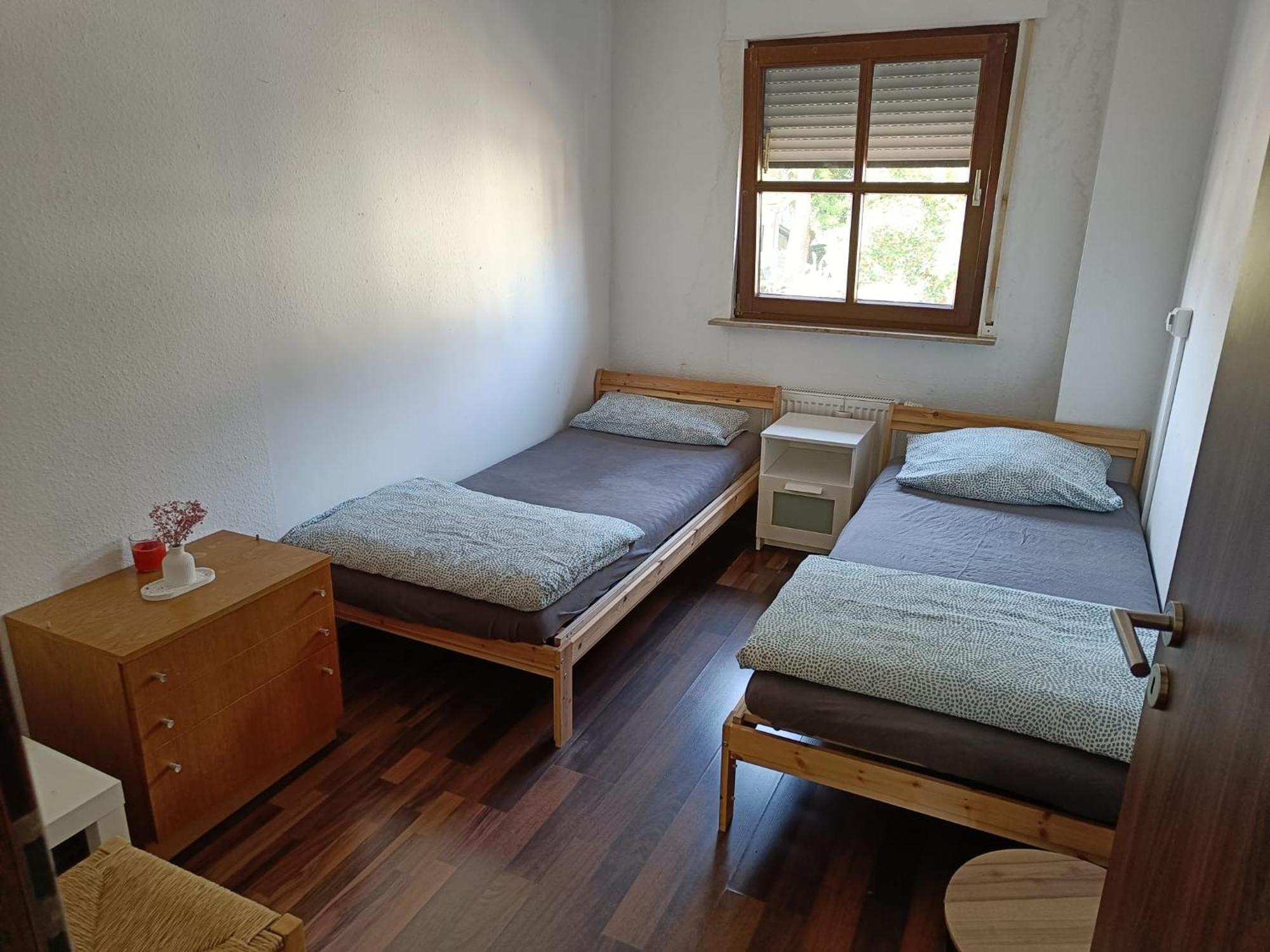 Ferienwohnung Mit 123Qm Fuer 8 Personen Mit Sehr Grossem Garten, Einfache Innen-Ausstattung Leipzig Ngoại thất bức ảnh