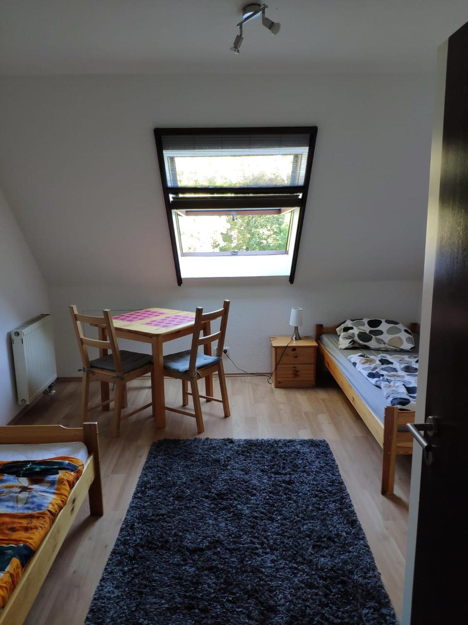 Ferienwohnung Mit 123Qm Fuer 8 Personen Mit Sehr Grossem Garten, Einfache Innen-Ausstattung Leipzig Ngoại thất bức ảnh